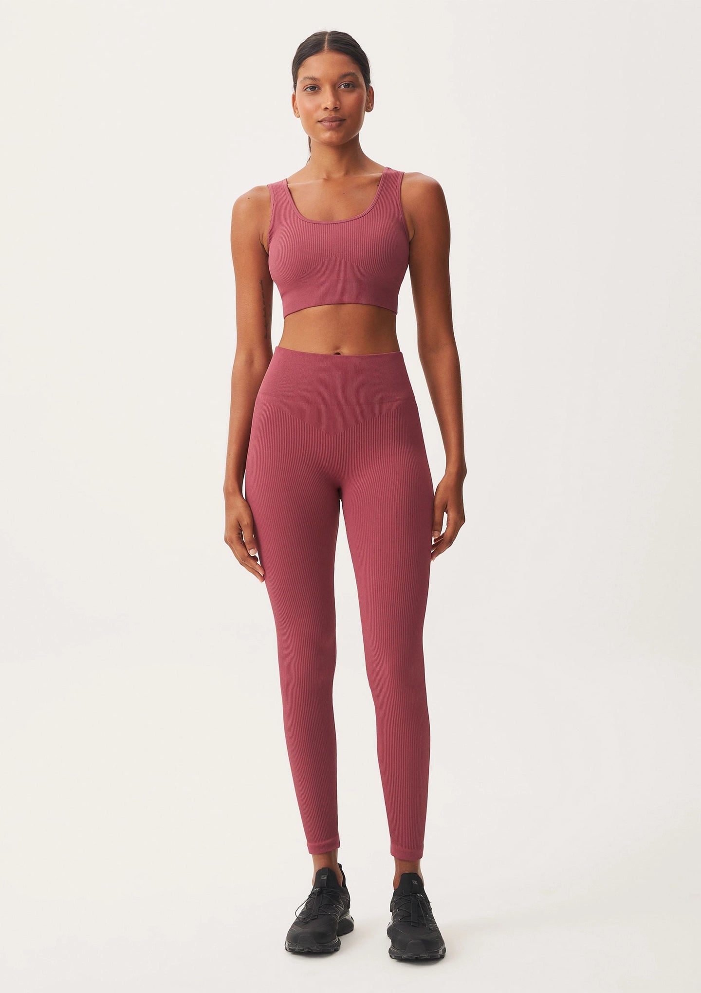 Calça legging feminina canelada sem costura