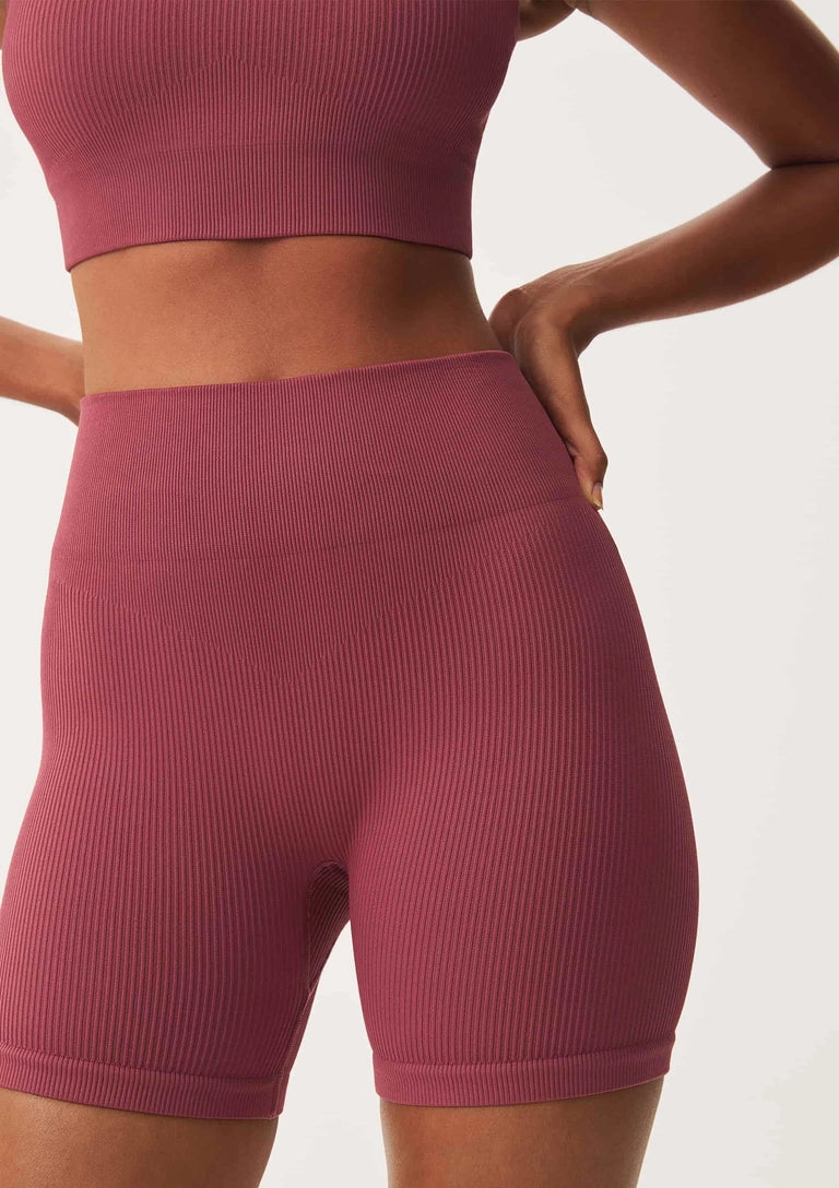 Bermuda esportiva feminina biker sem costura