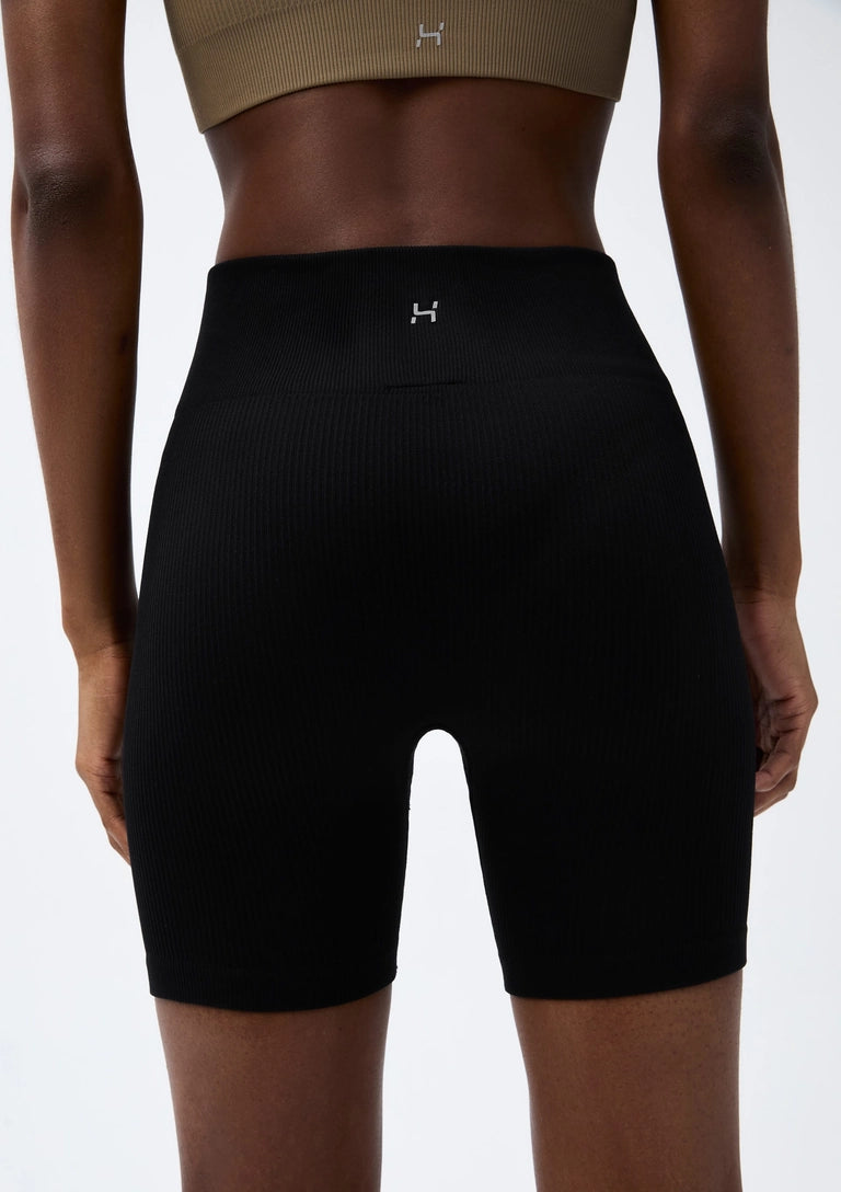 bermuda esportiva feminina biker sem costura